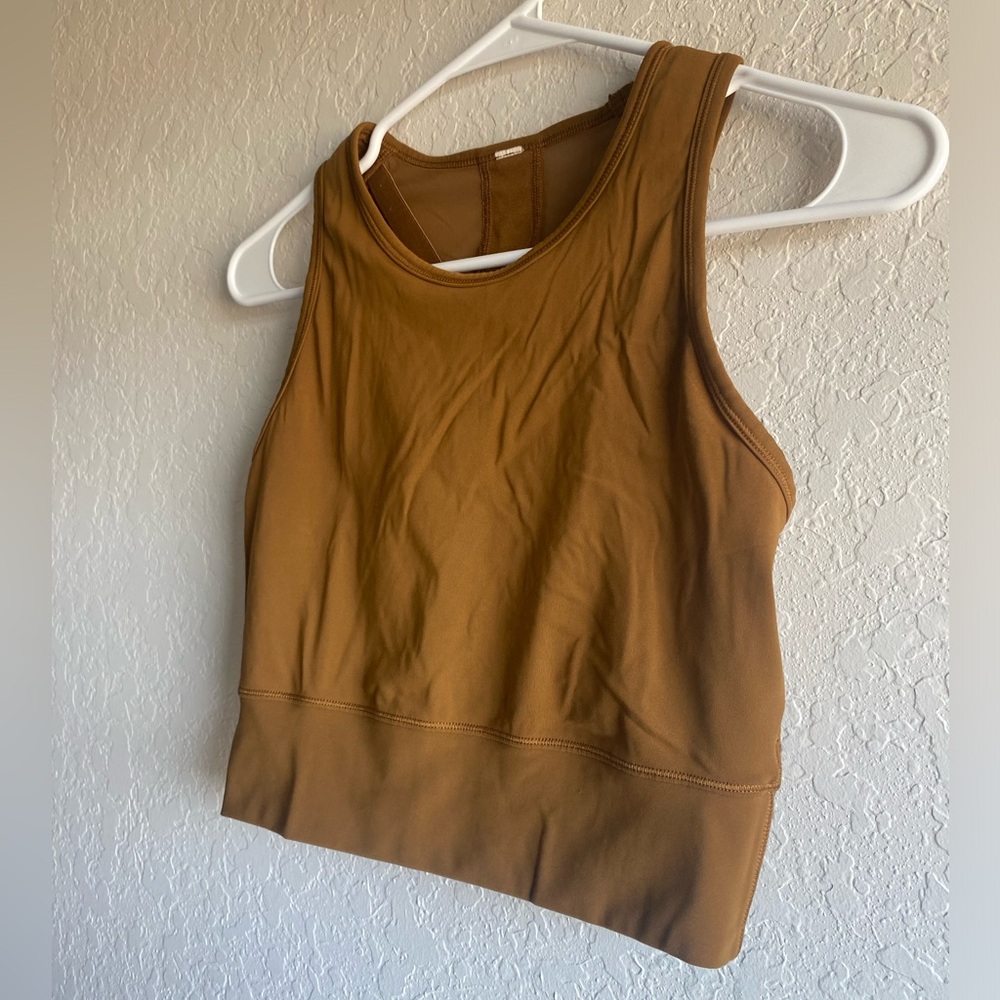 Lululemon Mesh Back Cropped Training Tank in Rich Caramel ~ Size 4 - Picture 4 of 9